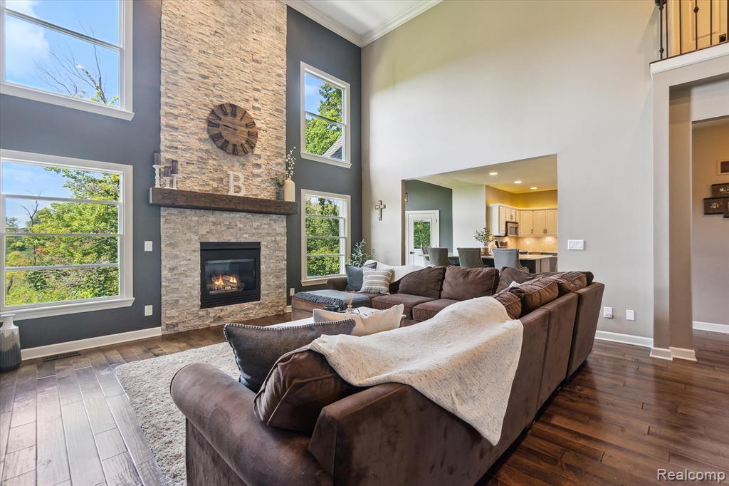 4348 Oak Tree Trail, Fenton, MI 48430 — Photo 3