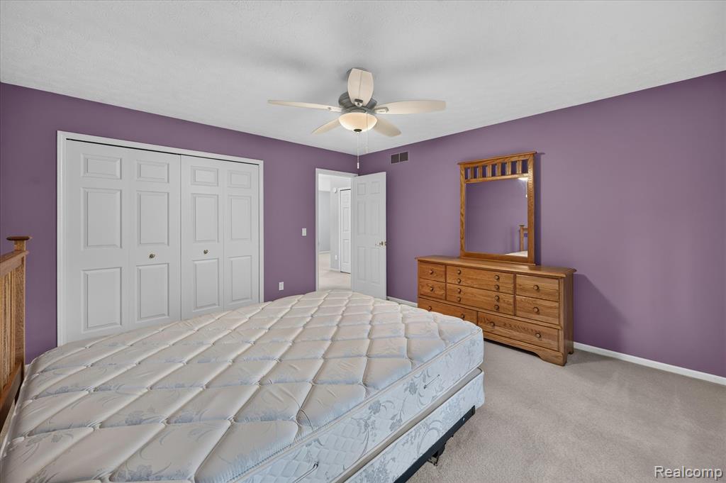 5079 Pinewood Drive, Brighton, MI 48116 — Photo 33