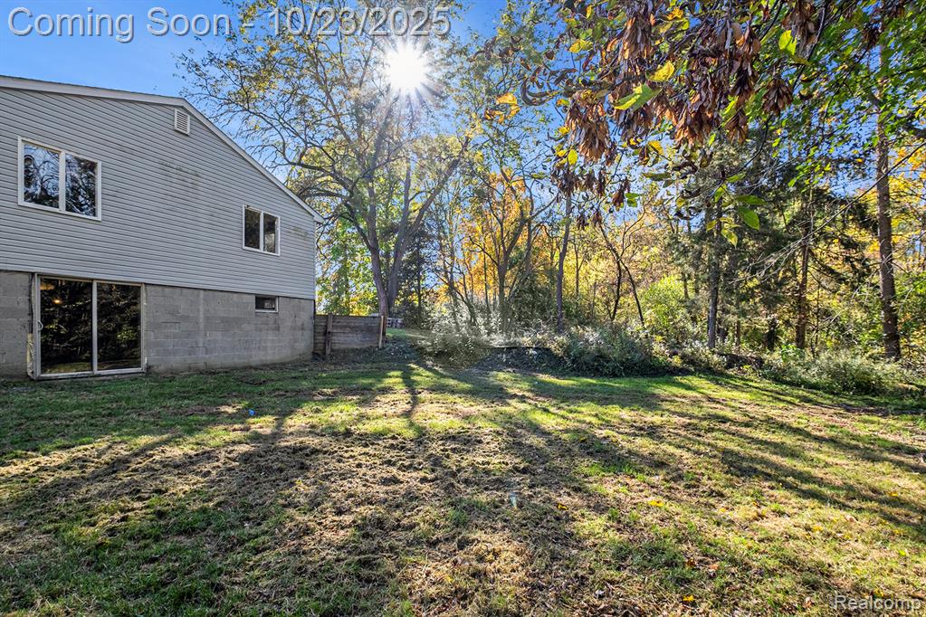 7481 Frances Road, Flushing, MI 48433 — Photo 24