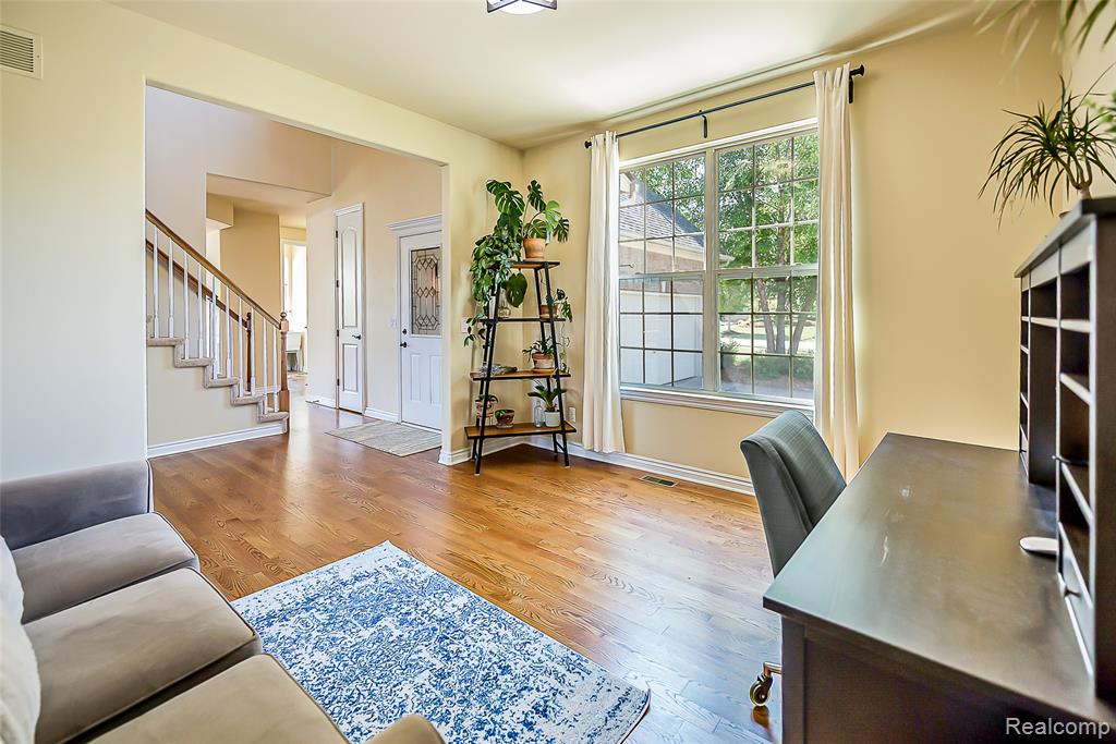 58740 Carriage Lane, South Lyon, MI 48178 — Photo 4