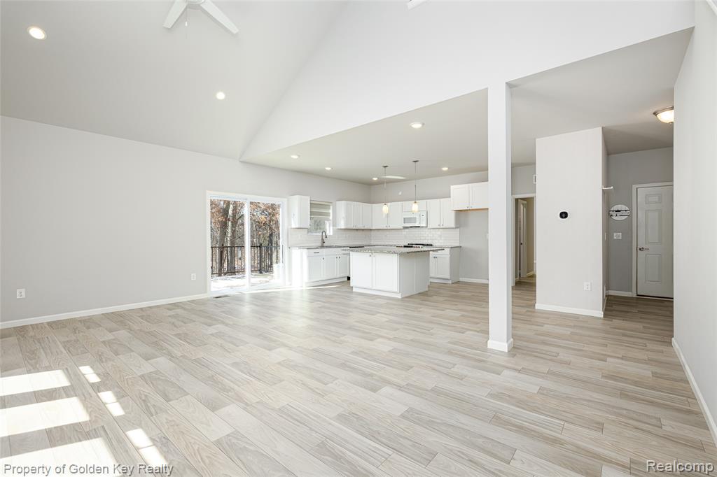 420 Dorchester Drive, Howell, MI 48855 — Photo 5