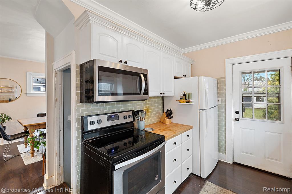 702 S Vermont Avenue, Royal Oak, MI 48067 — Photo 15