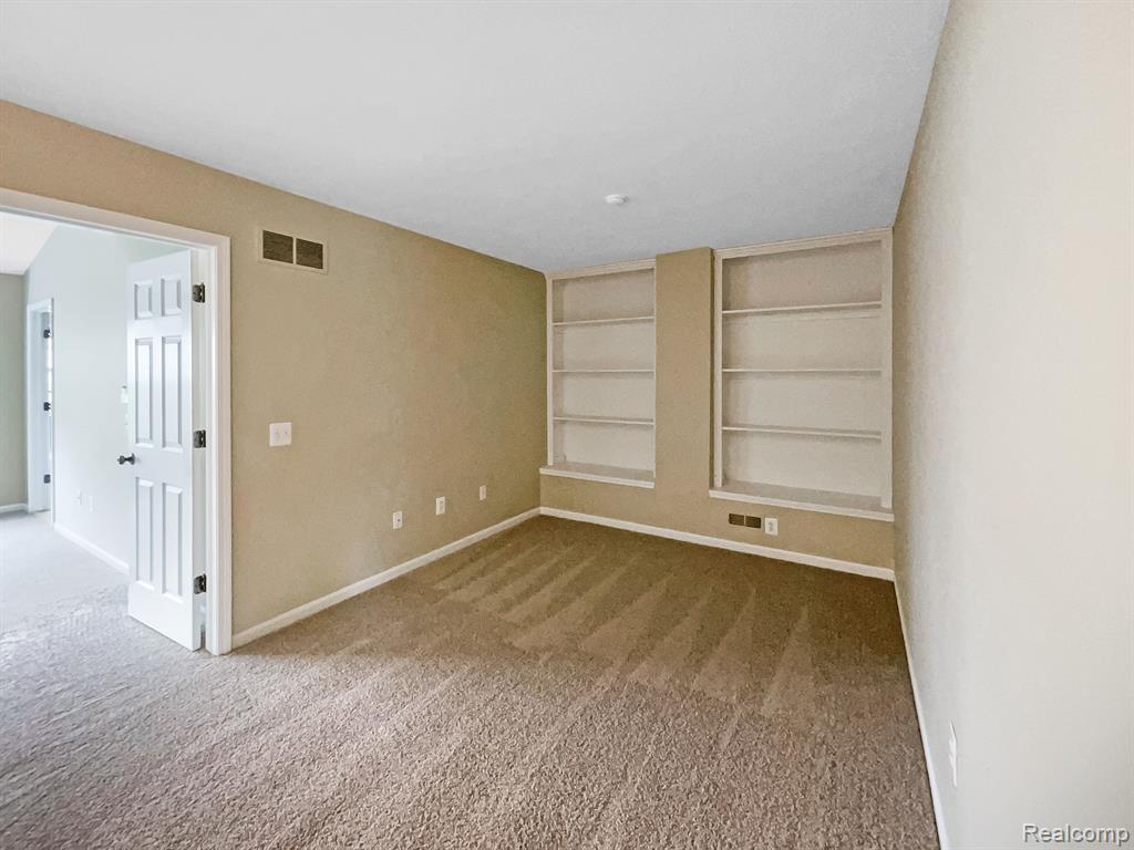 41140 MAPLEWOOD Drive, Canton, MI 48187 — Photo 12