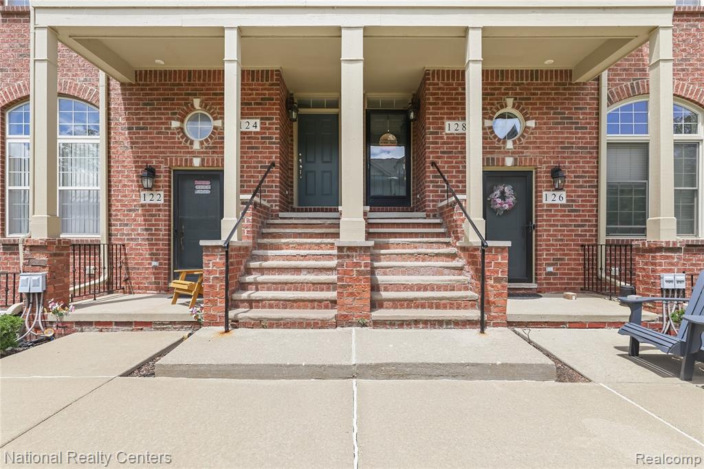 128 Sandy Lane, Walled Lake, MI 48390 — Photo 4