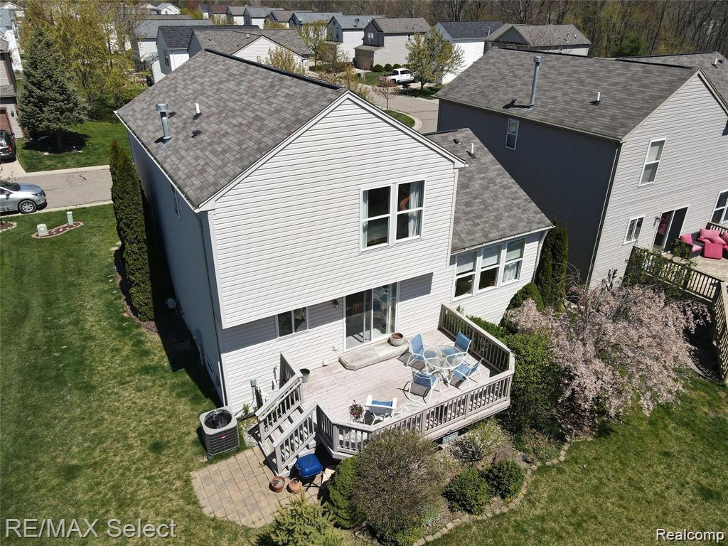 5100 Meadow Crest Circle, Holly, MI 48442 — Photo 4