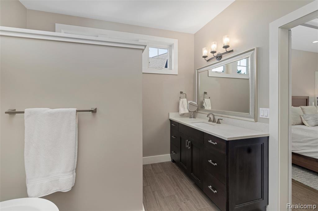 7252 Ardsley Lane, Clarkston, MI 48348 — Photo 38