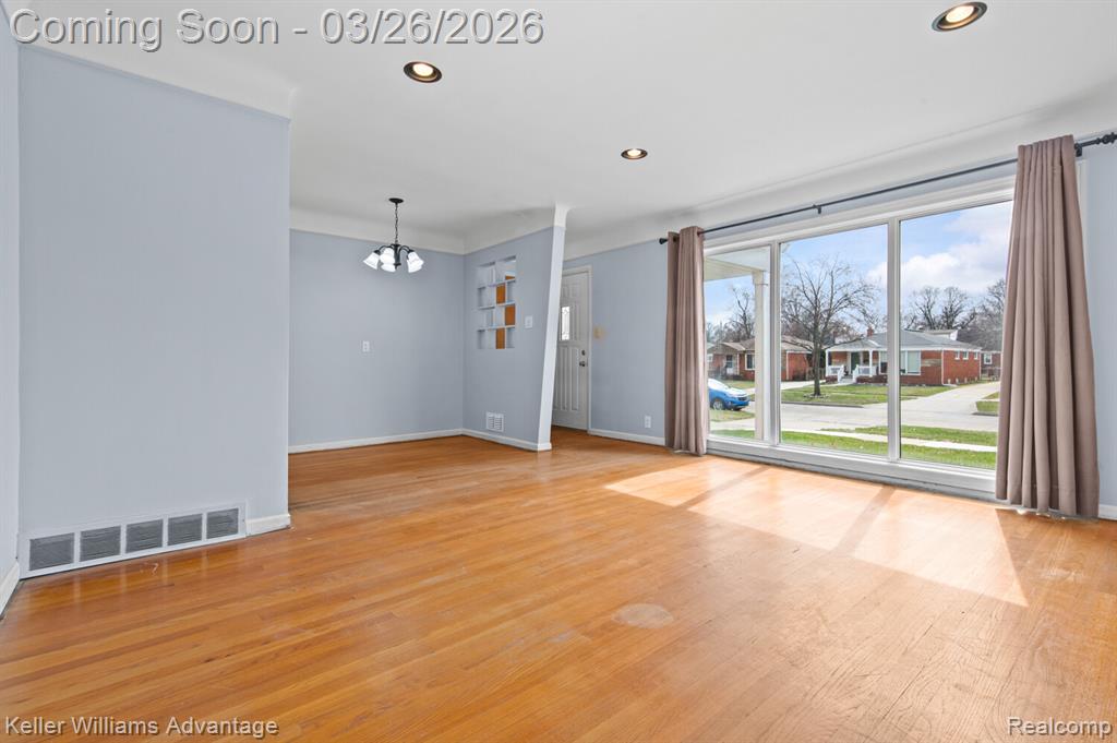 14060 Elgin Street, Oak Park, MI 48237 — Photo 5