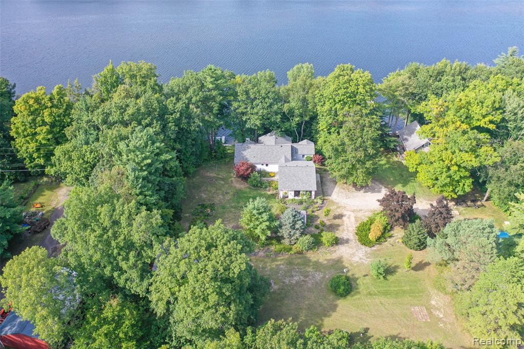 6125 White Sands Drive, Marathon, MI 48464 — Photo 15