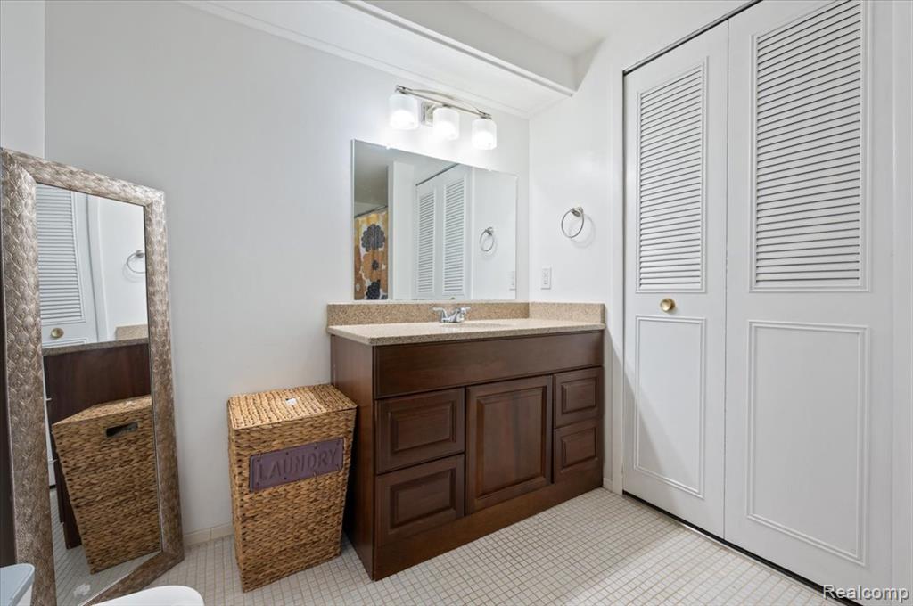 8323 Karam Boulevard, 4, Warren, MI 48093 — Photo 22