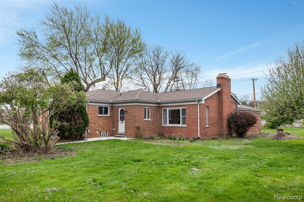 8527 METROPOLITAN Parkway, Sterling Heights, MI 48312 — Photo 34