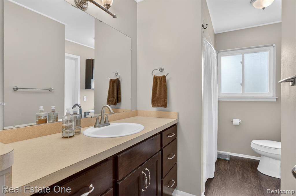 2802 Costa Mesa Road, Waterford, MI 48329 — Photo 16