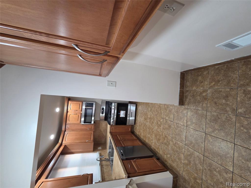 4400 Lapham Street, Dearborn, MI 48126 — Photo 4