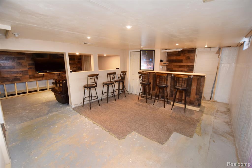 4075 Townview Drive, Flint, MI 48532 — Photo 10