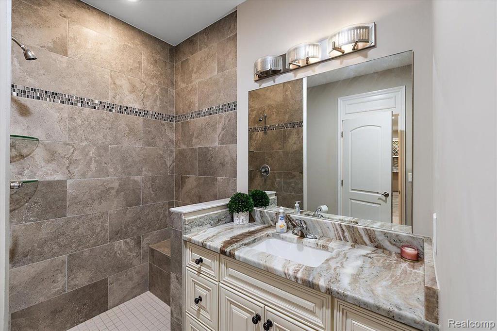 3973 LISA MARIE Drive, Sterling Heights, MI 48314 — Photo 26