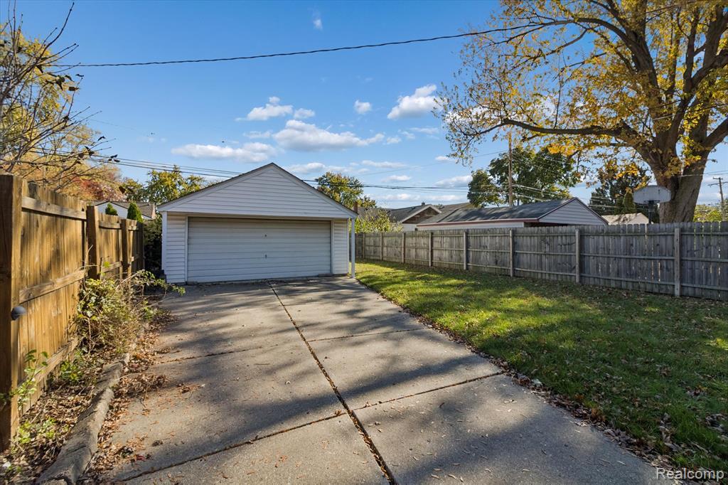 7853 Robinson Avenue, Allen Park, MI 48101 — Photo 52