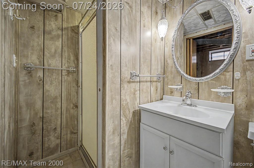 447 Gilman Street, Garden City, MI — Photo 35