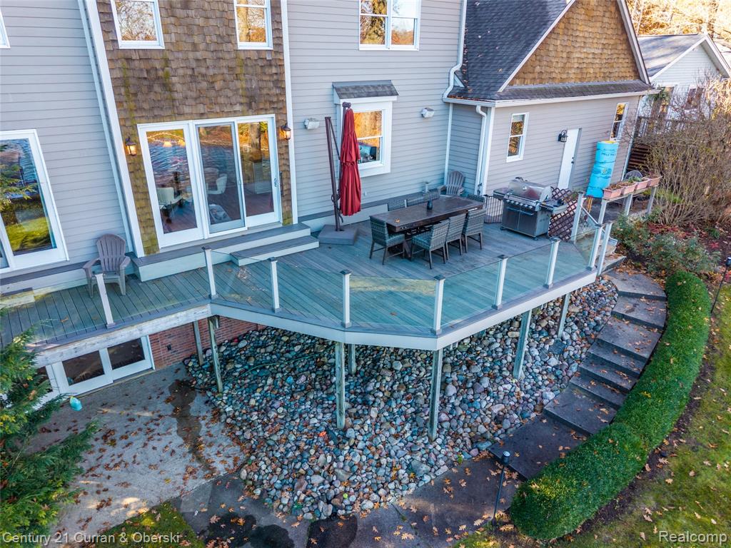 8308 Peninsular Drive, Fenton, MI 48430 — Photo 53
