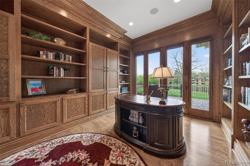 6265 Dakota Circle, Bloomfield Hills, MI 48301 — Photo 27