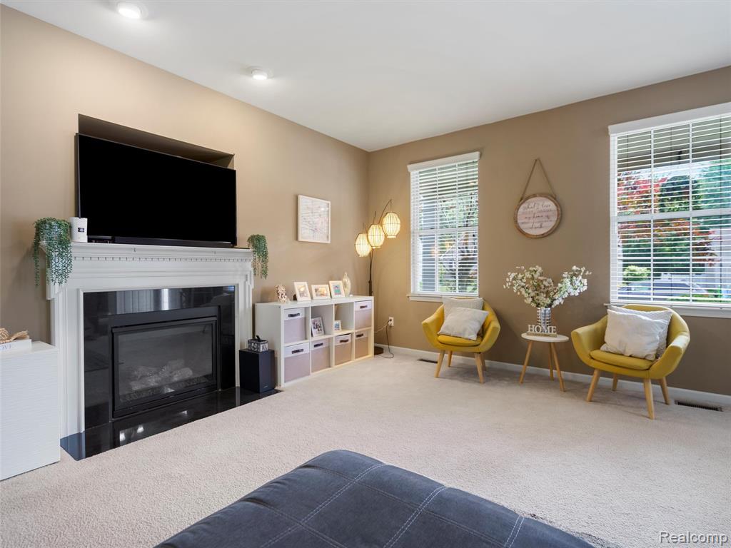 428 Newton Court, Lake Orion, MI 48362 — Photo 9