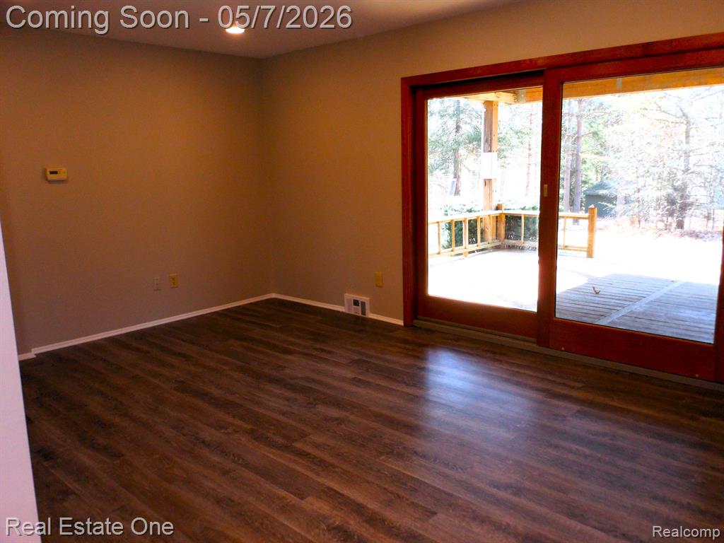 980 OXBOW LAKE Road, White Lake, MI — Photo 8