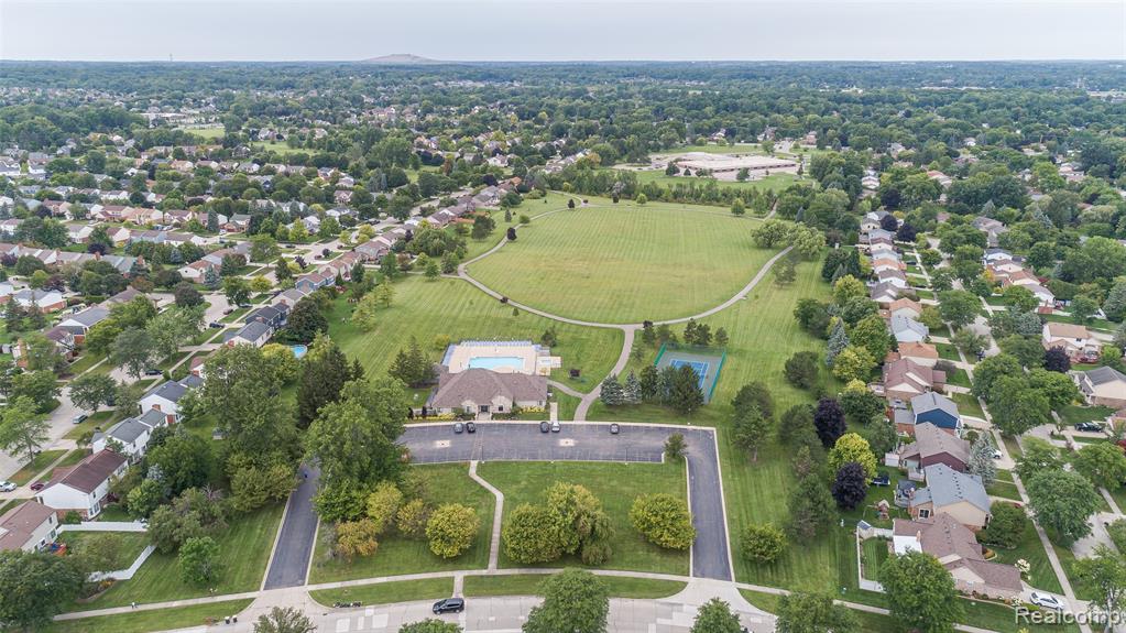 45900 Gainsborough Drive, Canton, MI 48187 — Photo 48