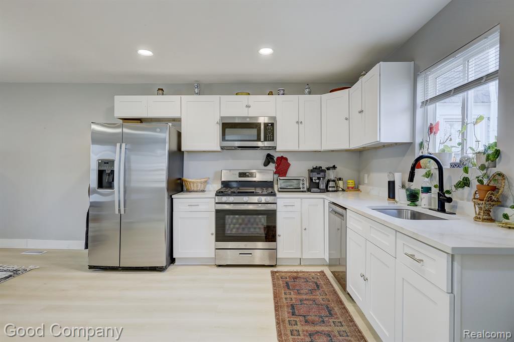 9578 Oakland Street, Detroit, MI 48211 — Photo 19