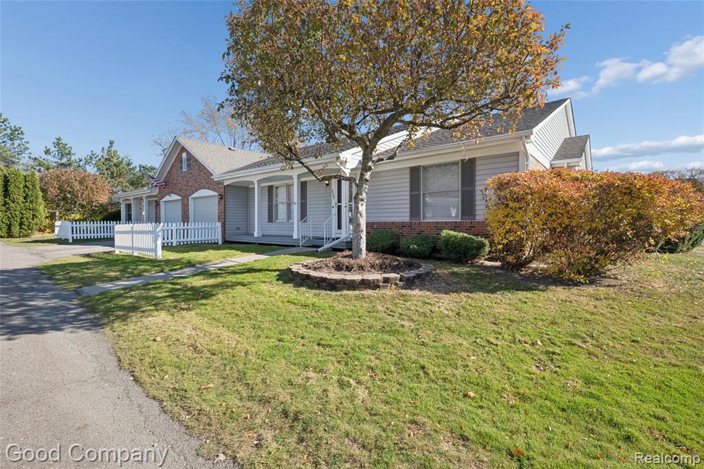9200 North Drive, Saint Clair Shores, MI 48082 — Photo 23