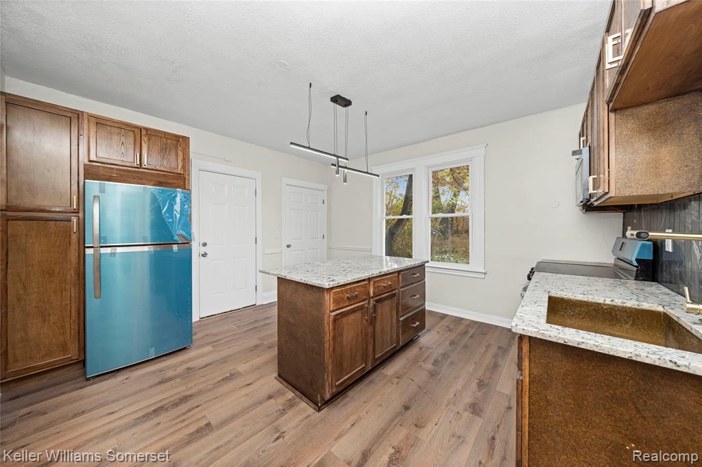 4510 Harding Street, Detroit, MI, 48214