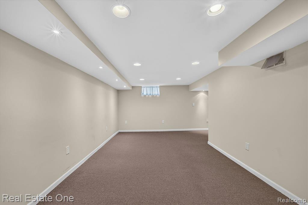 28662 Sheridan Street, Garden City, MI — Photo 23