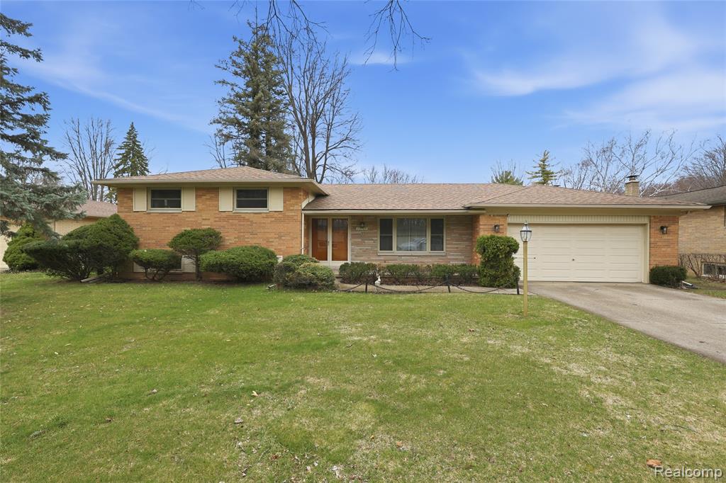 25509 S Afton Street, Harrison Township, MI — Photo 2