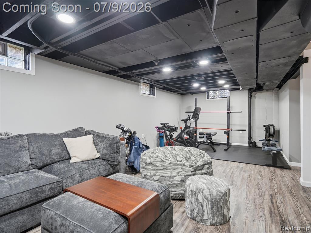 622 N Rembrandt Avenue, Royal Oak, MI 48067 — Photo 19