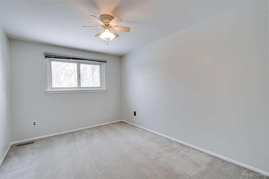 45900 Gainsborough Drive, Canton, MI 48187 — Photo 29