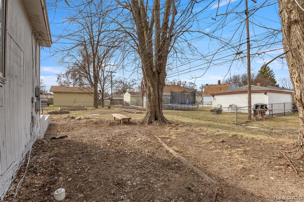 7534 Pelham Road, Taylor, MI — Photo 38