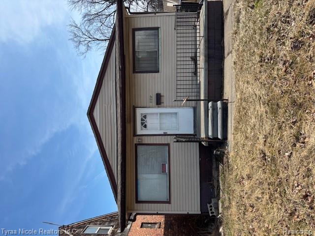 11717 W Outer Drive, Detroit, MI 48223