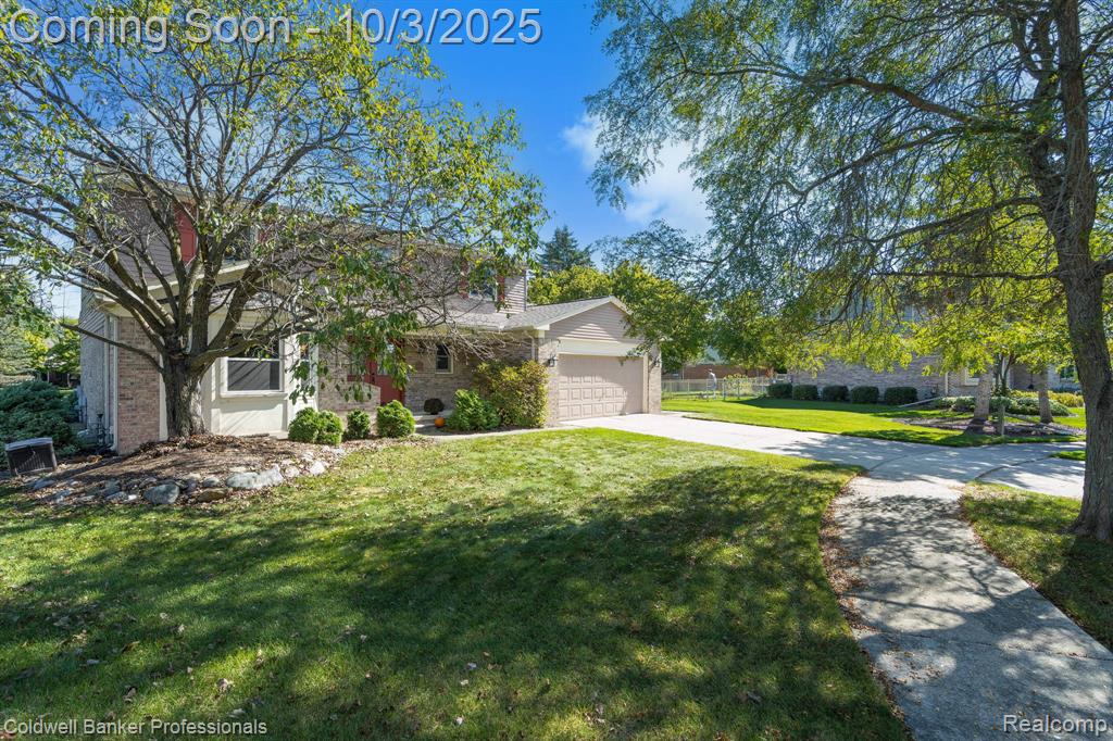 6844 Woodmere Drive, Canton, MI 48187 — Photo 4