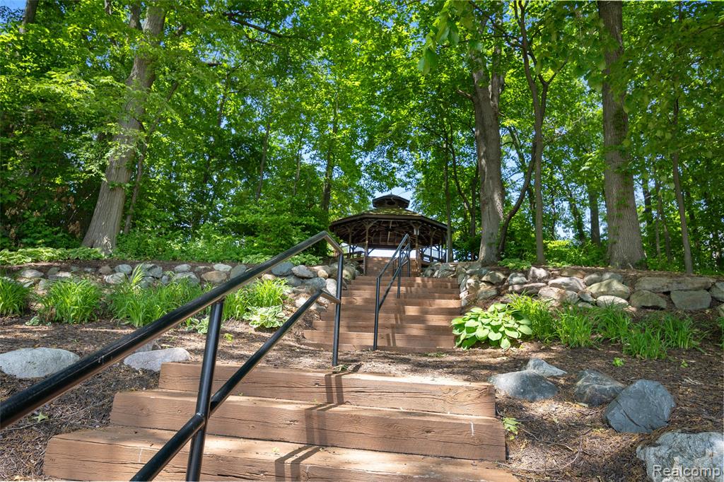 4940 Stillmeadow Drive, Howell, MI 48843 — Photo 39