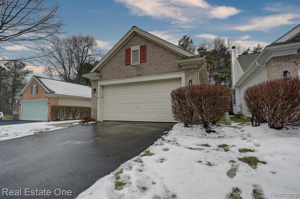 6564 Summit Ridge, Clarkston, MI — Photo 3