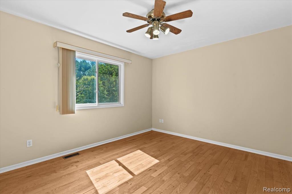 48075 Andover Drive, Novi, MI — Photo 31
