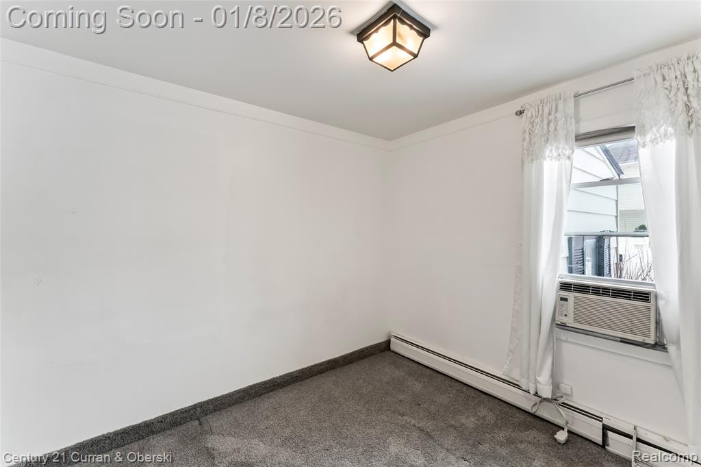 28854 Hennepin, Garden City, MI — Photo 13