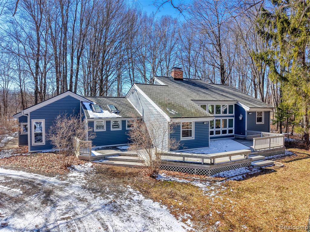 9800 Roberts Road, Gregory, MI 48137 — Photo 5