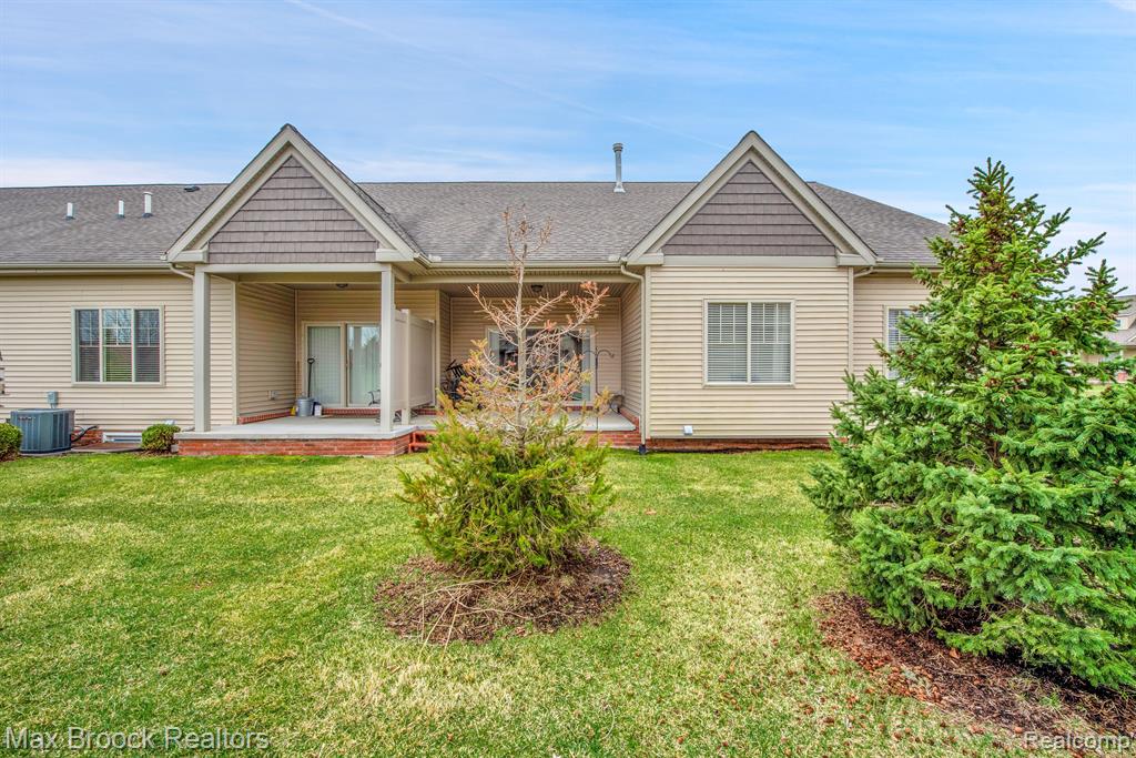 259 VICTORIA Drive, Dexter, MI 48130 — Photo 25