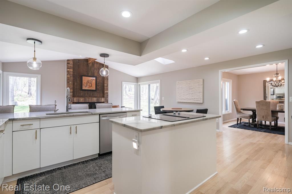 6464 Deer Ridge Drive, Clarkston, MI 48348 — Photo 14