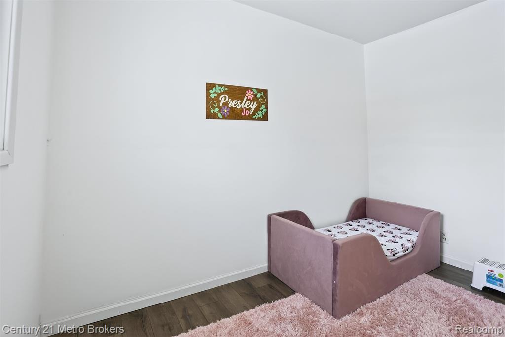 5328 Don Shenk Drive, Swartz Creek, MI 48473 — Photo 19