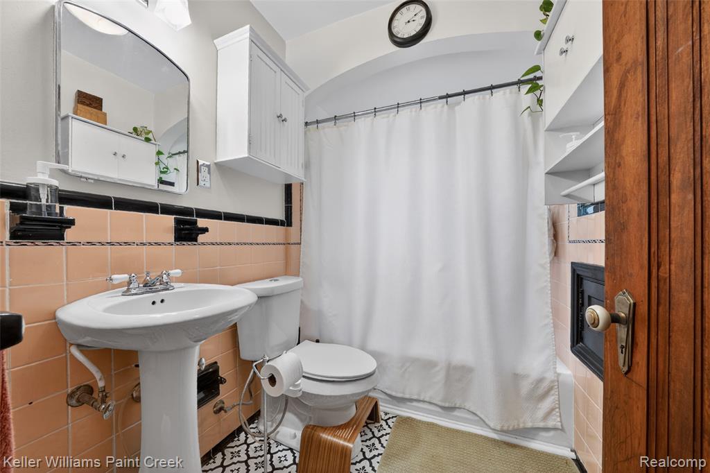 411 W Chesterfield Street W, Ferndale, MI 48220 — Photo 17