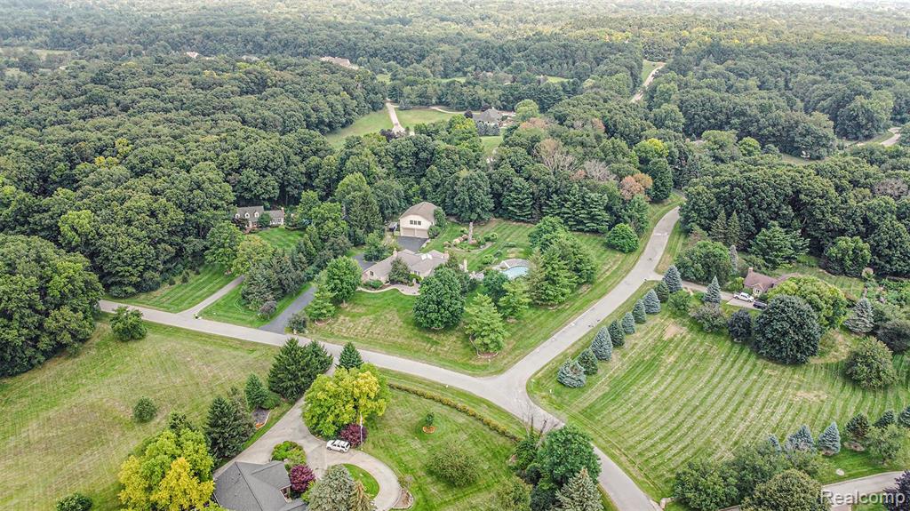 841 OLD MILFORD FARMS, Milford, MI 48381 — Photo 41
