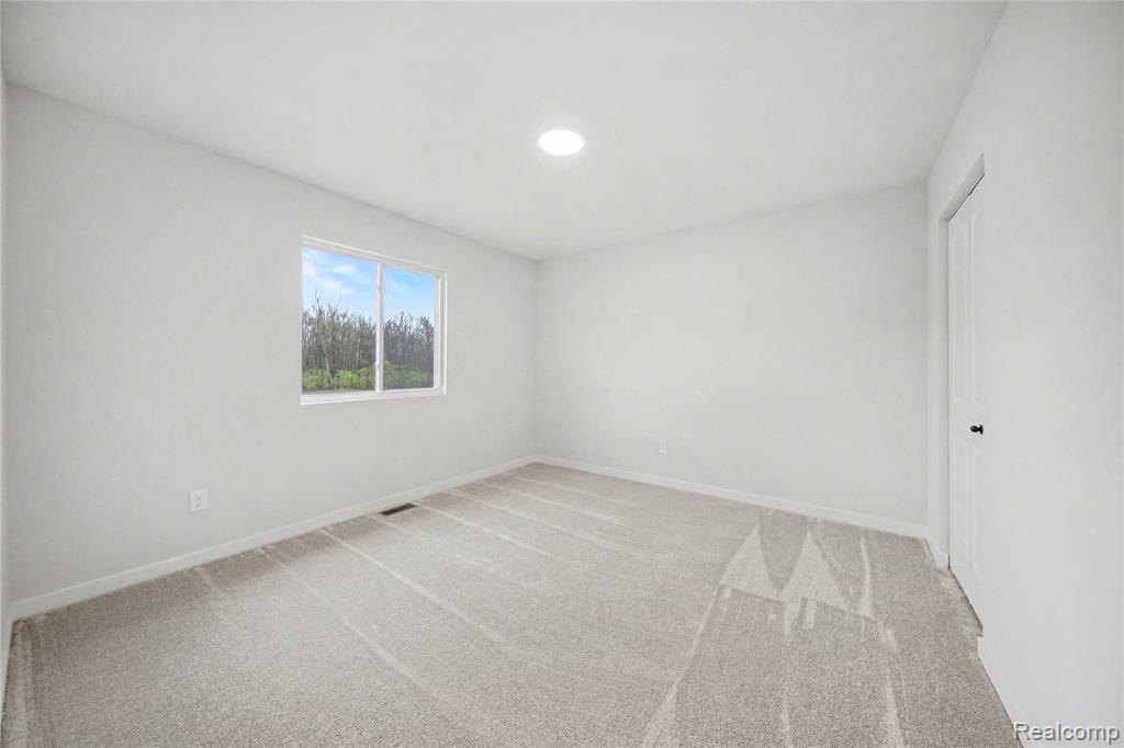 295 Hidden Meadows Drive, Hillsdale, MI 49242 — Photo 15