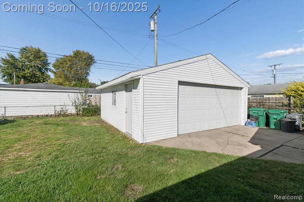 6439 Huntleigh Street, Garden City, MI — Photo 41