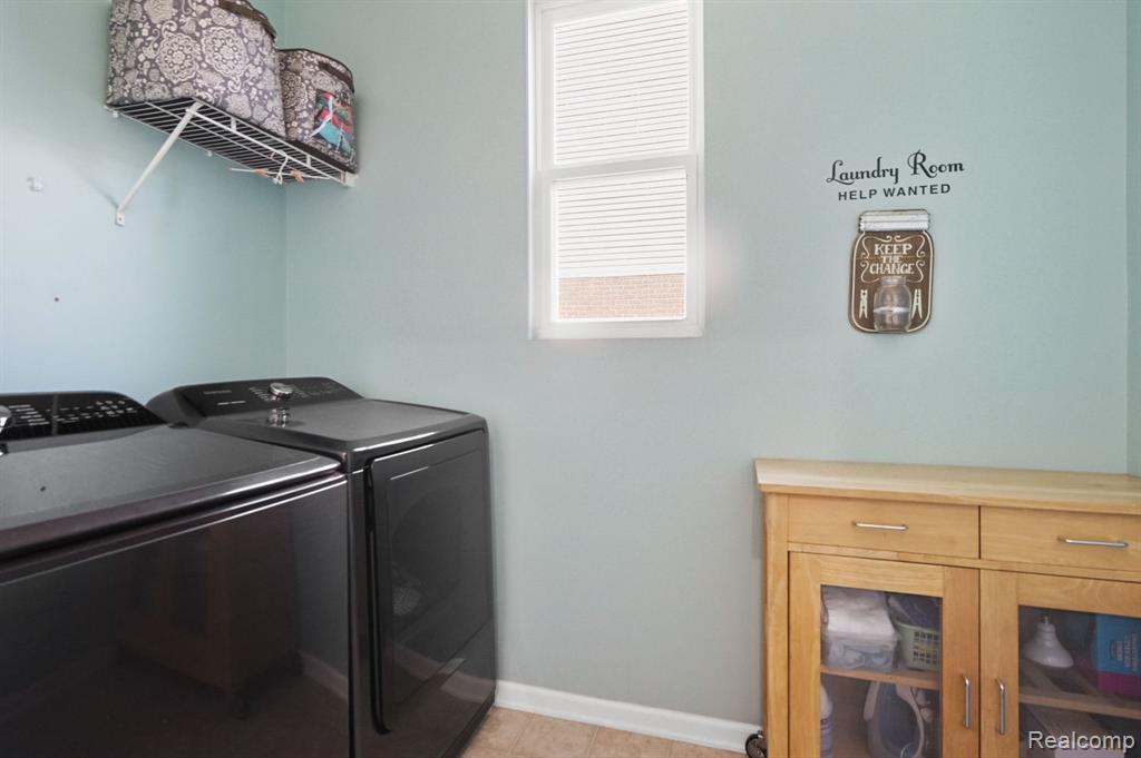 49621 BLOOMSBURY Lane, Macomb, MI 48044 — Photo 16
