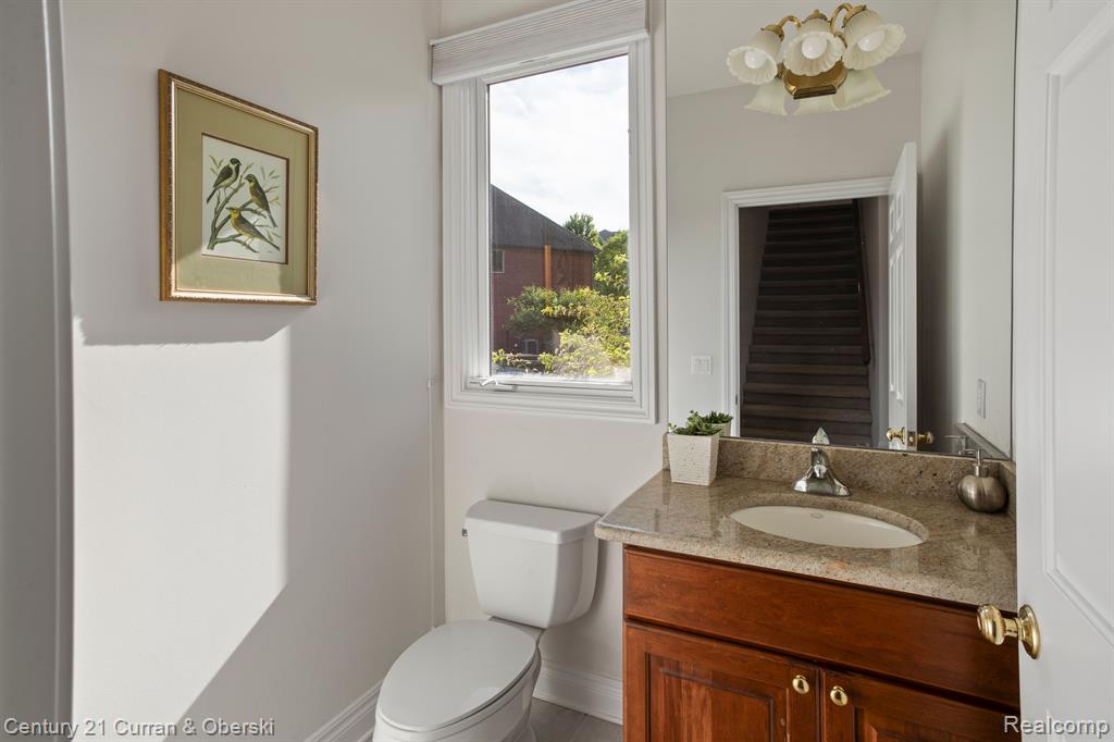 18585 STEEP HOLLOW Court, Northville, MI 48168 — Photo 27