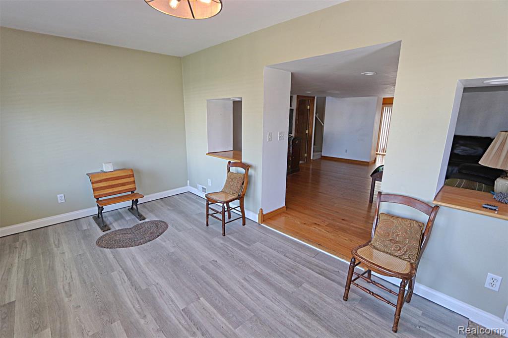 412 E Shore Drive, Whitmore Lake, MI 48189 — Photo 11